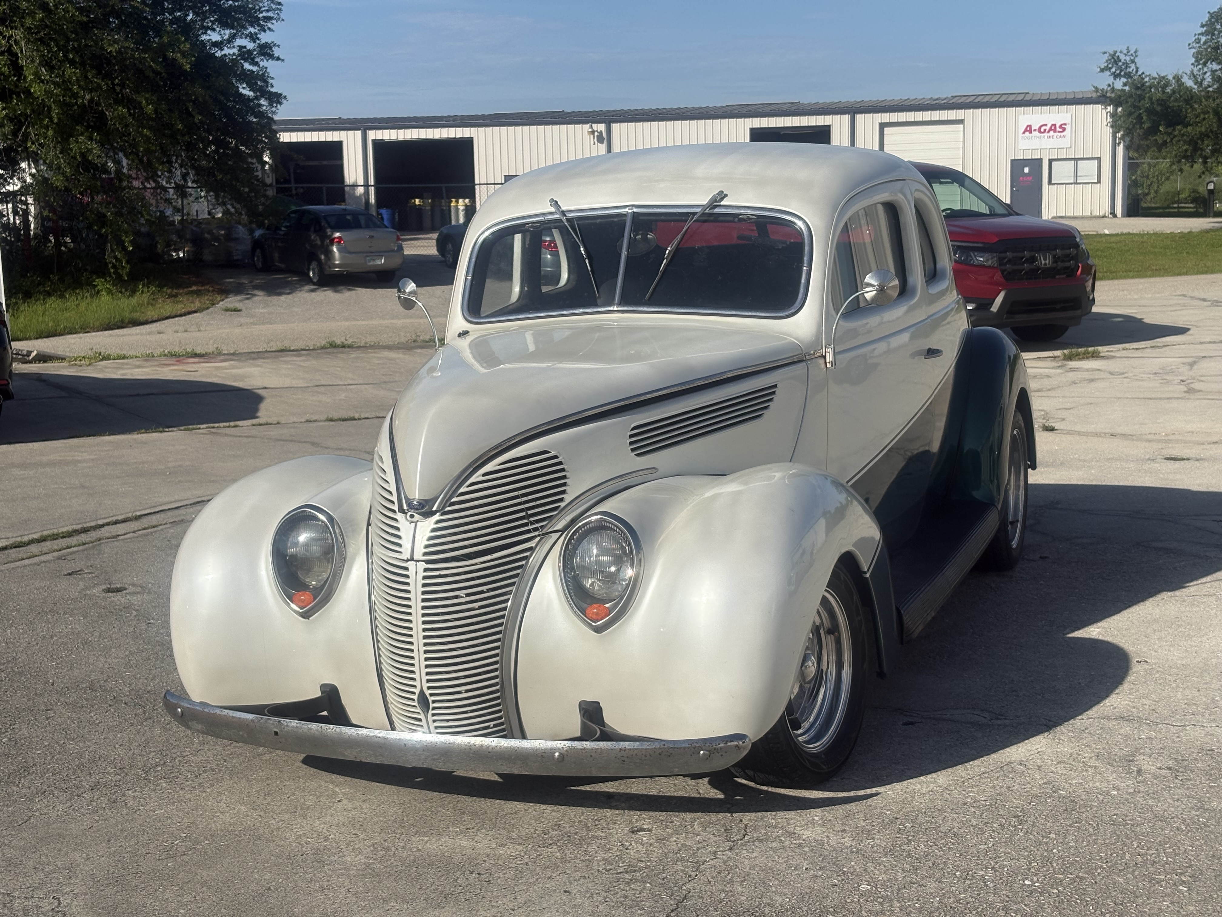 1938 Ford Deluxe Coupe