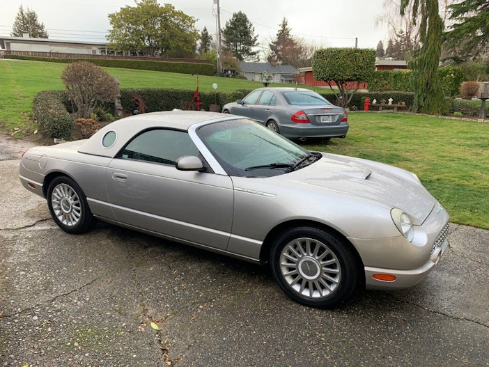 2005 Ford Thunderbird