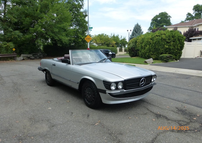 1986 Mercedes-Benz 560SL