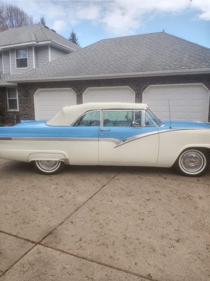 1956 Ford Fairlane