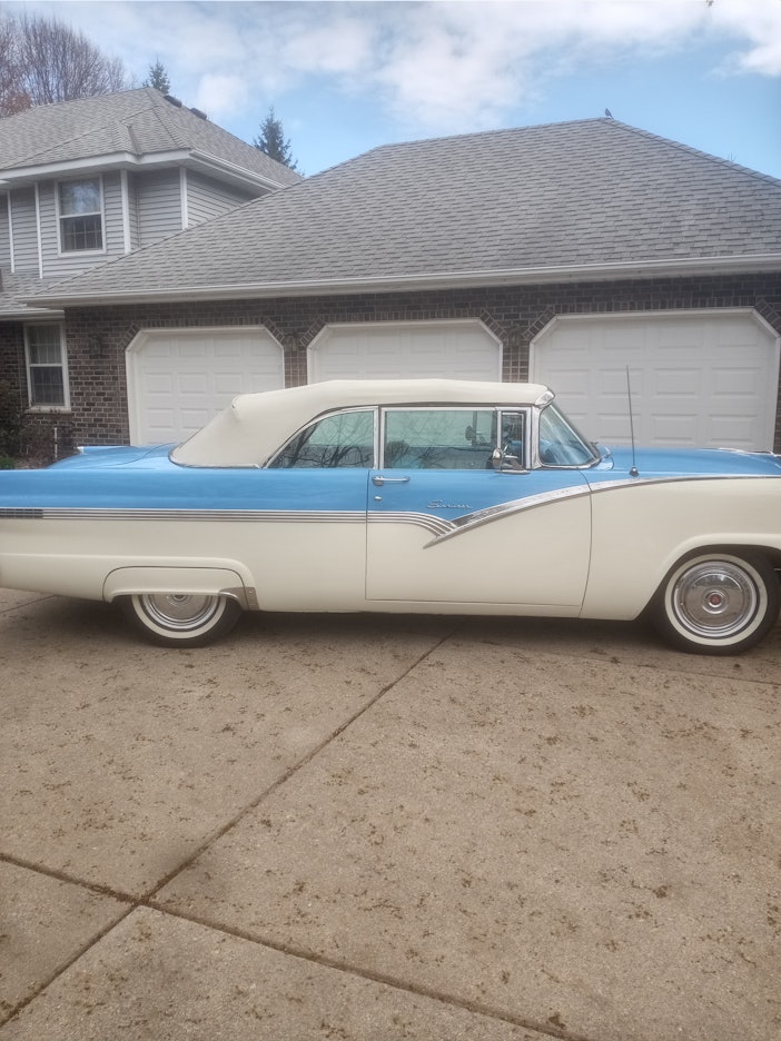 1956 Ford Fairlane
