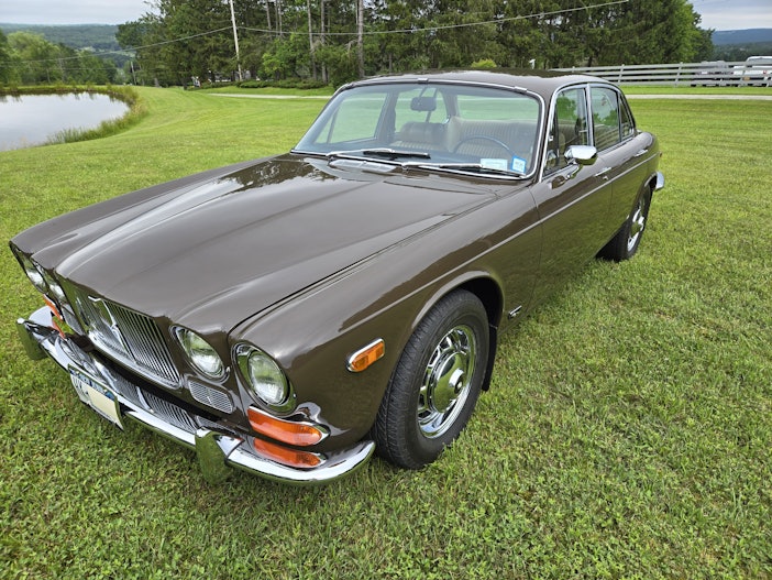 1973 Jaguar XJ-12