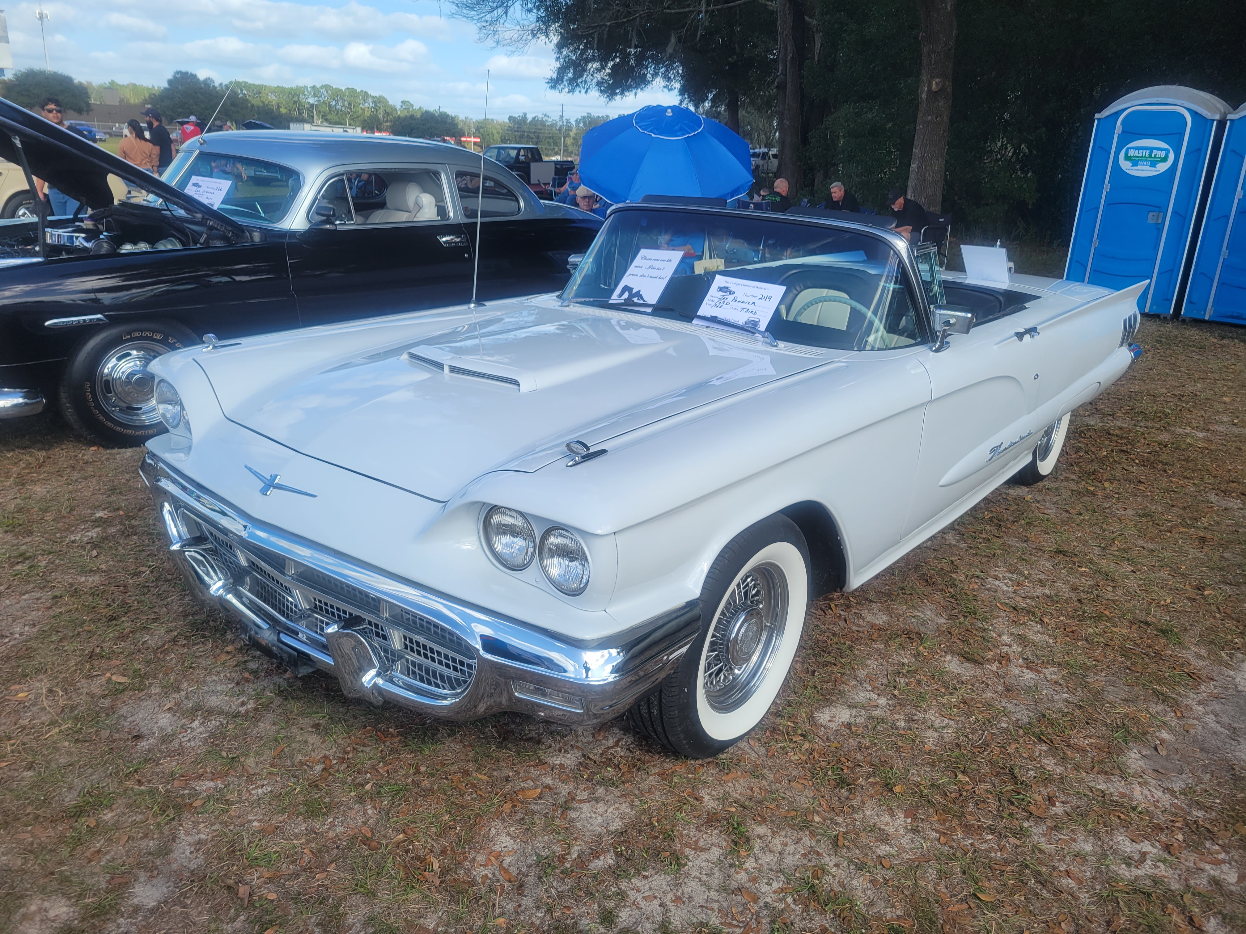 1960 Ford Thunderbird
