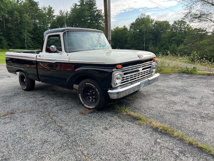 1966 Ford F-100