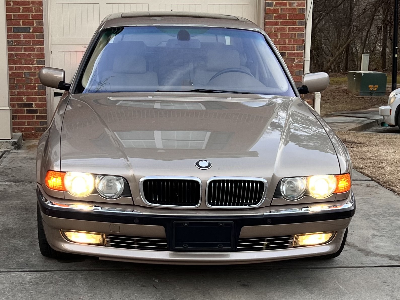 2000 BMW 750iL