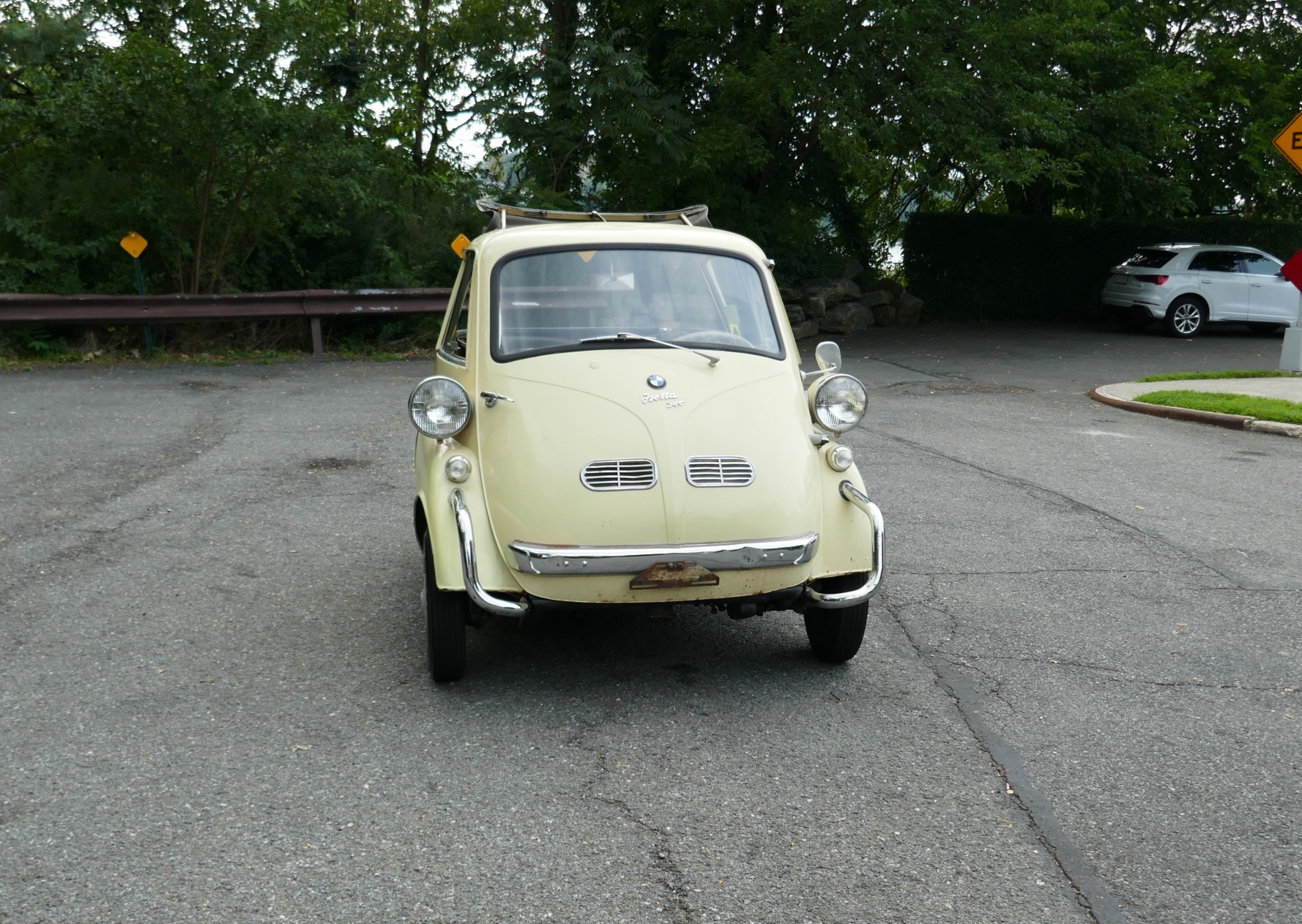 1957 BMW Isetta 300