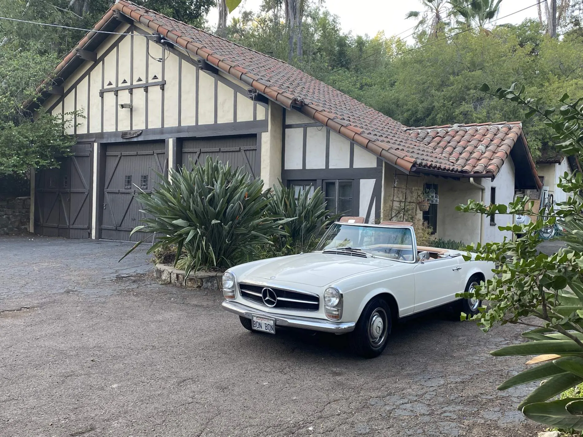 1967 Mercedes-Benz 230SL