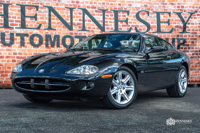 2000 Jaguar XK8