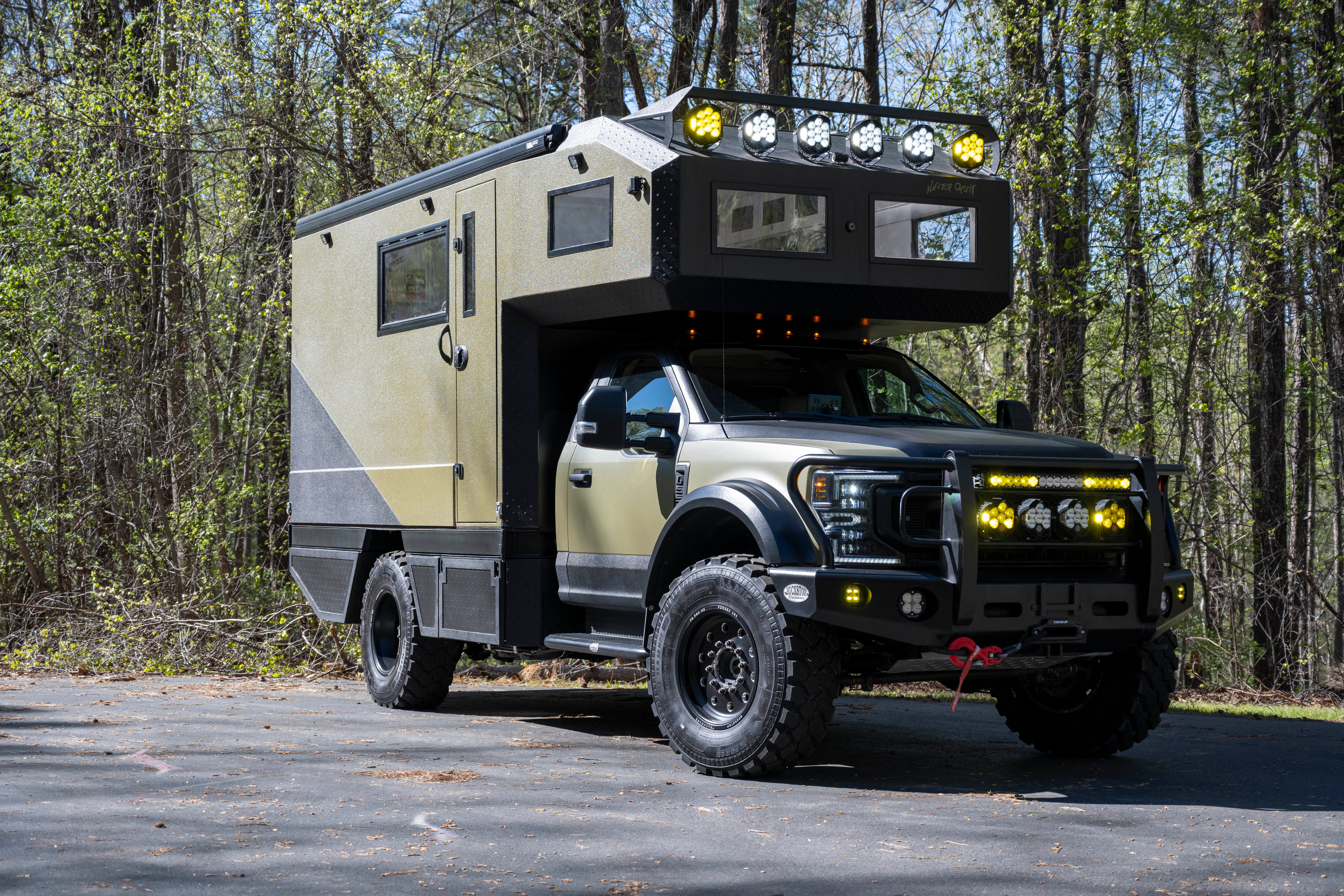 2021 Ford F550 Expedition Truck