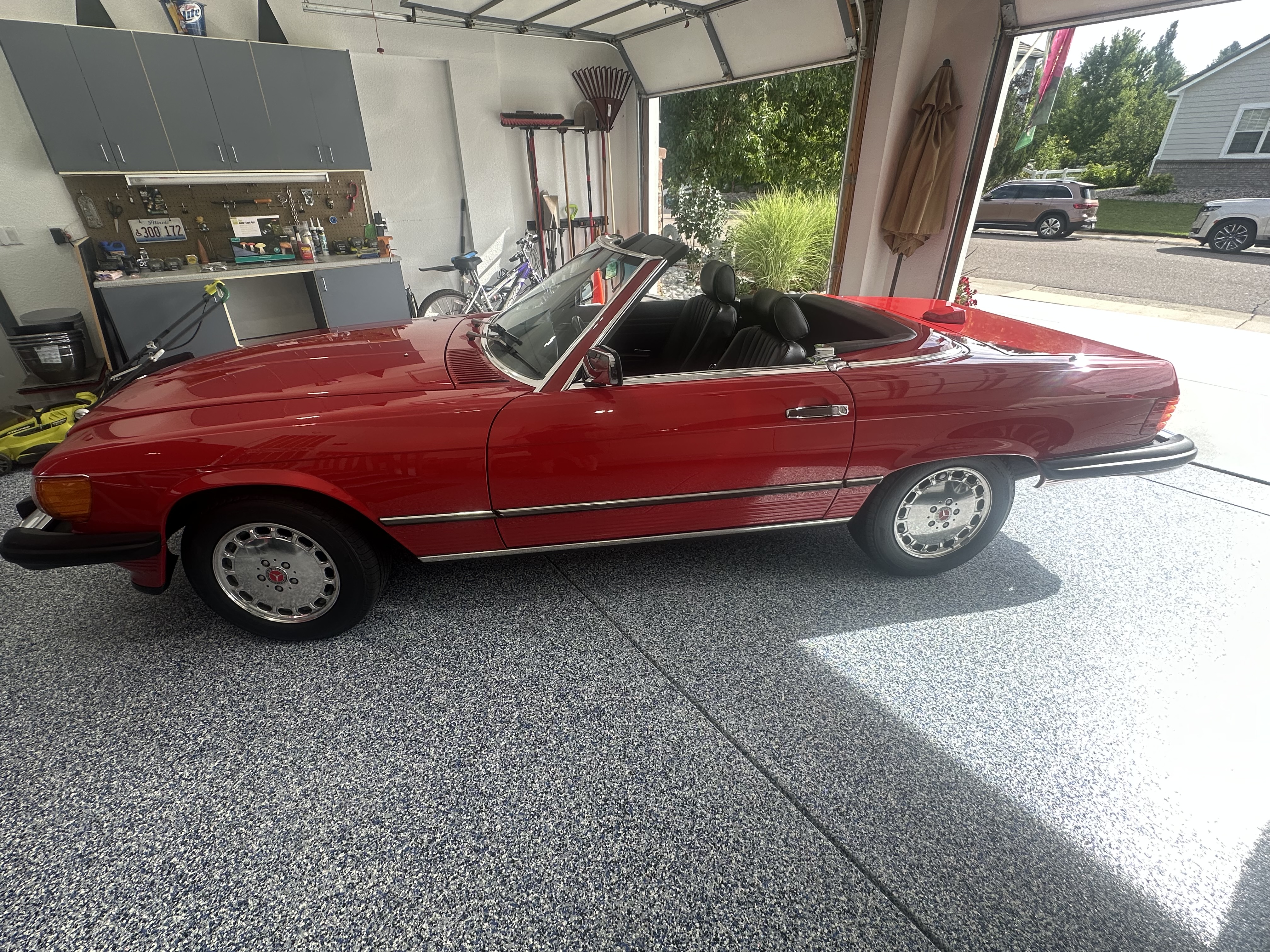 1987 Mercedes-Benz 560SL