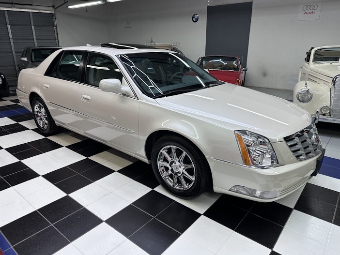 2011 Cadillac DTS