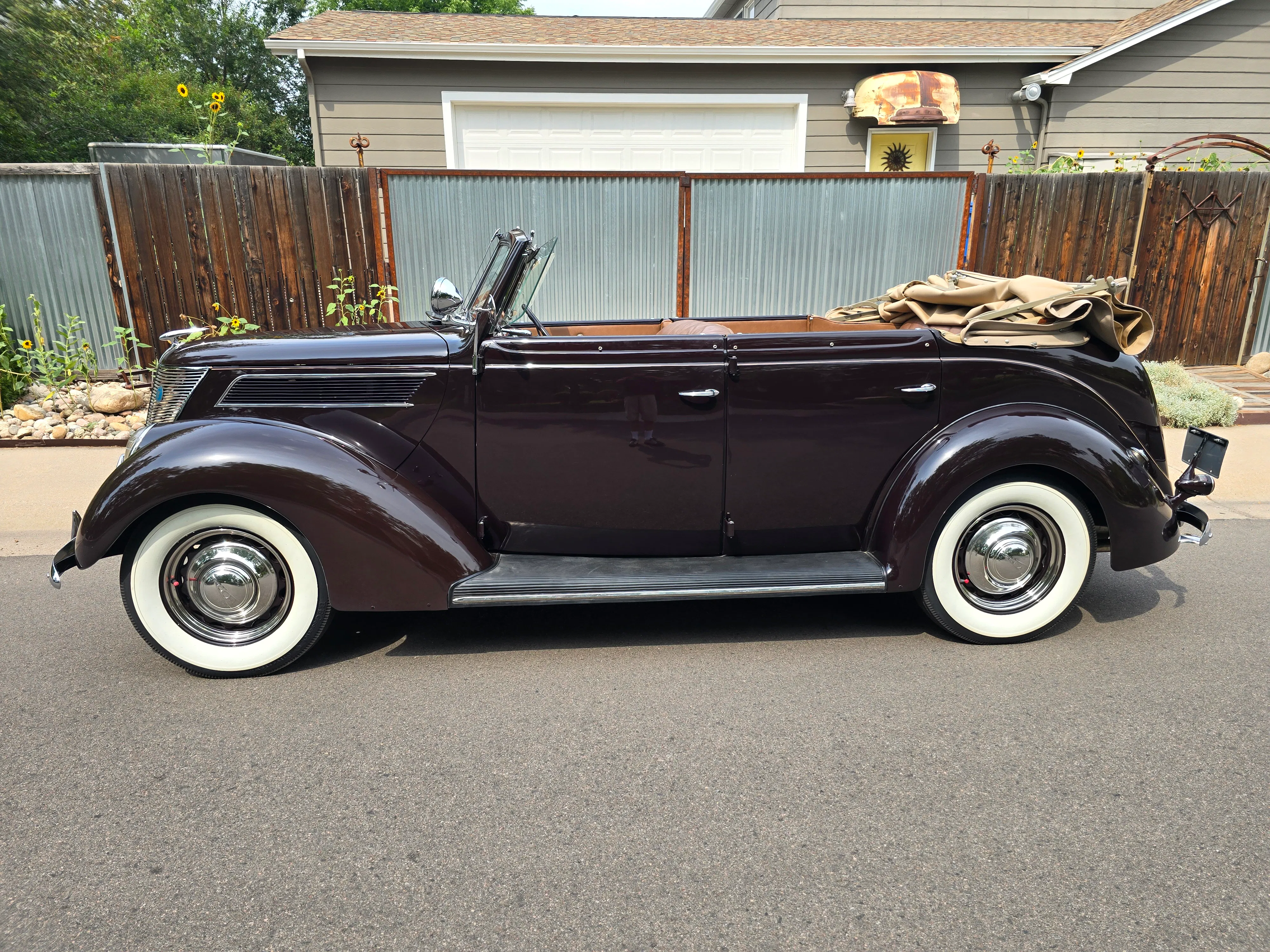 1937 Ford Model 78
