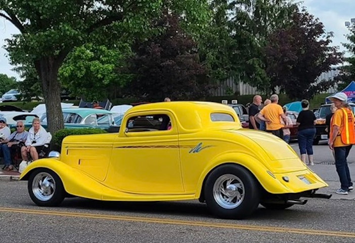 1934 FORD 3 WINDOW COUPE