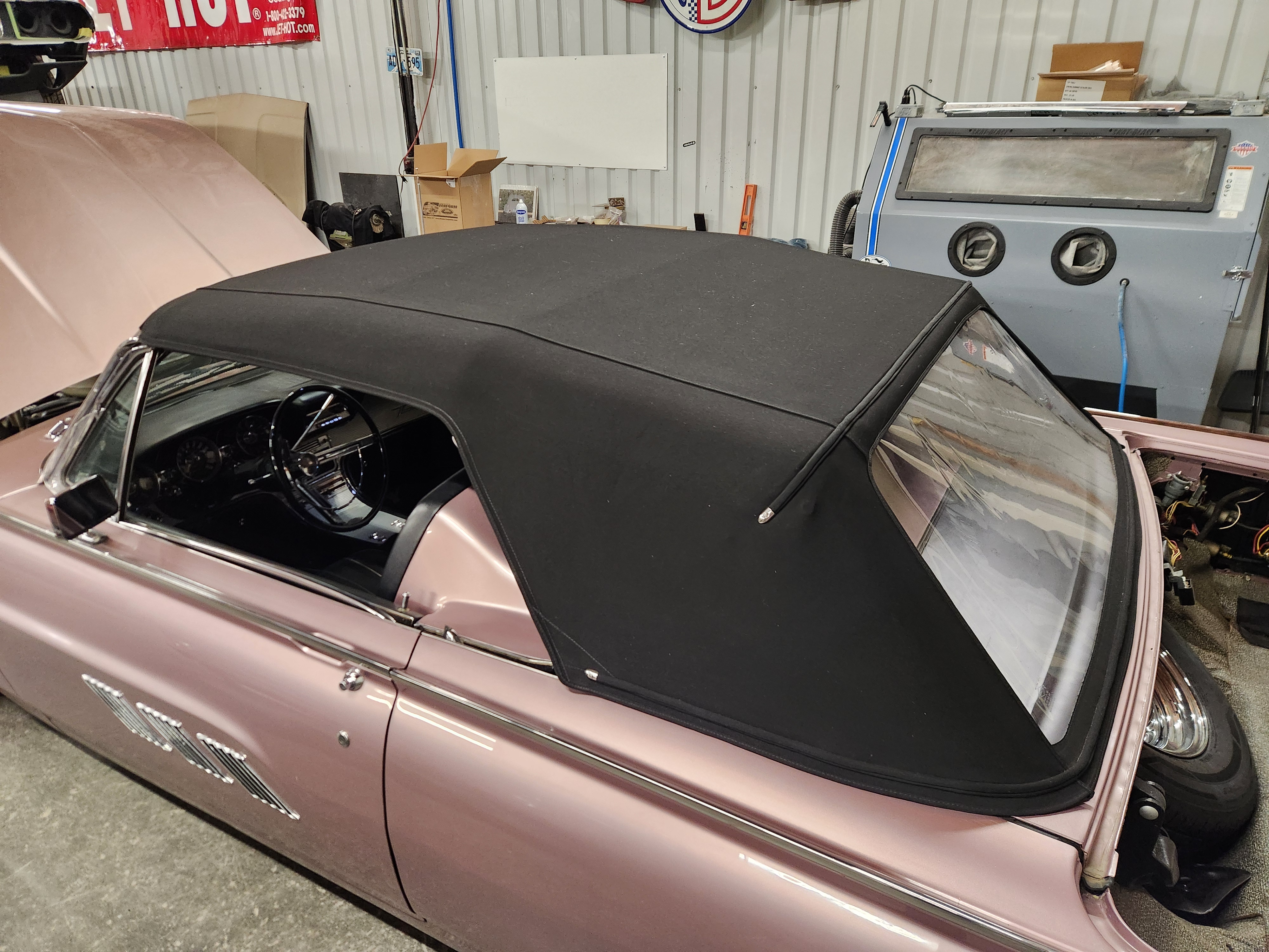 1963 Ford Thunderbird