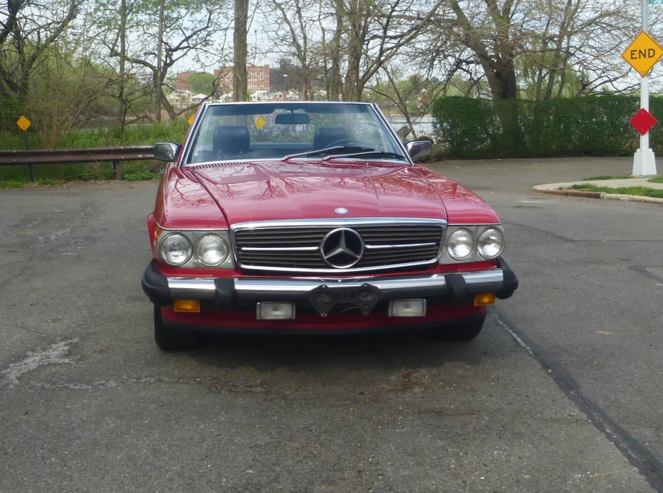 1987 Mercedes-Benz 560SL