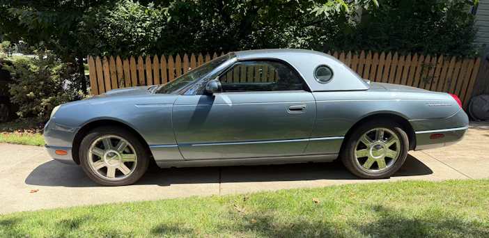 2005 Ford Thunderbird