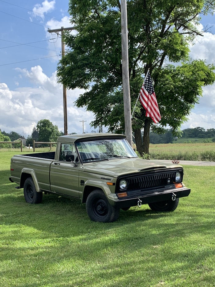 1972 Jeep J-2500