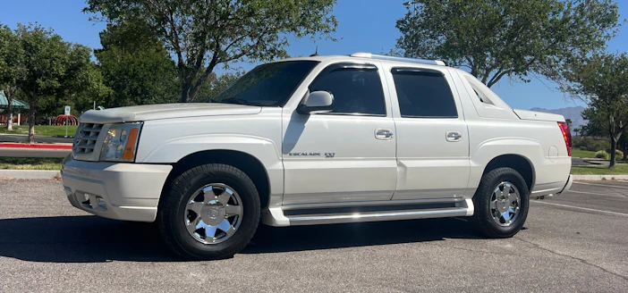 2003 Cadillac Escalade