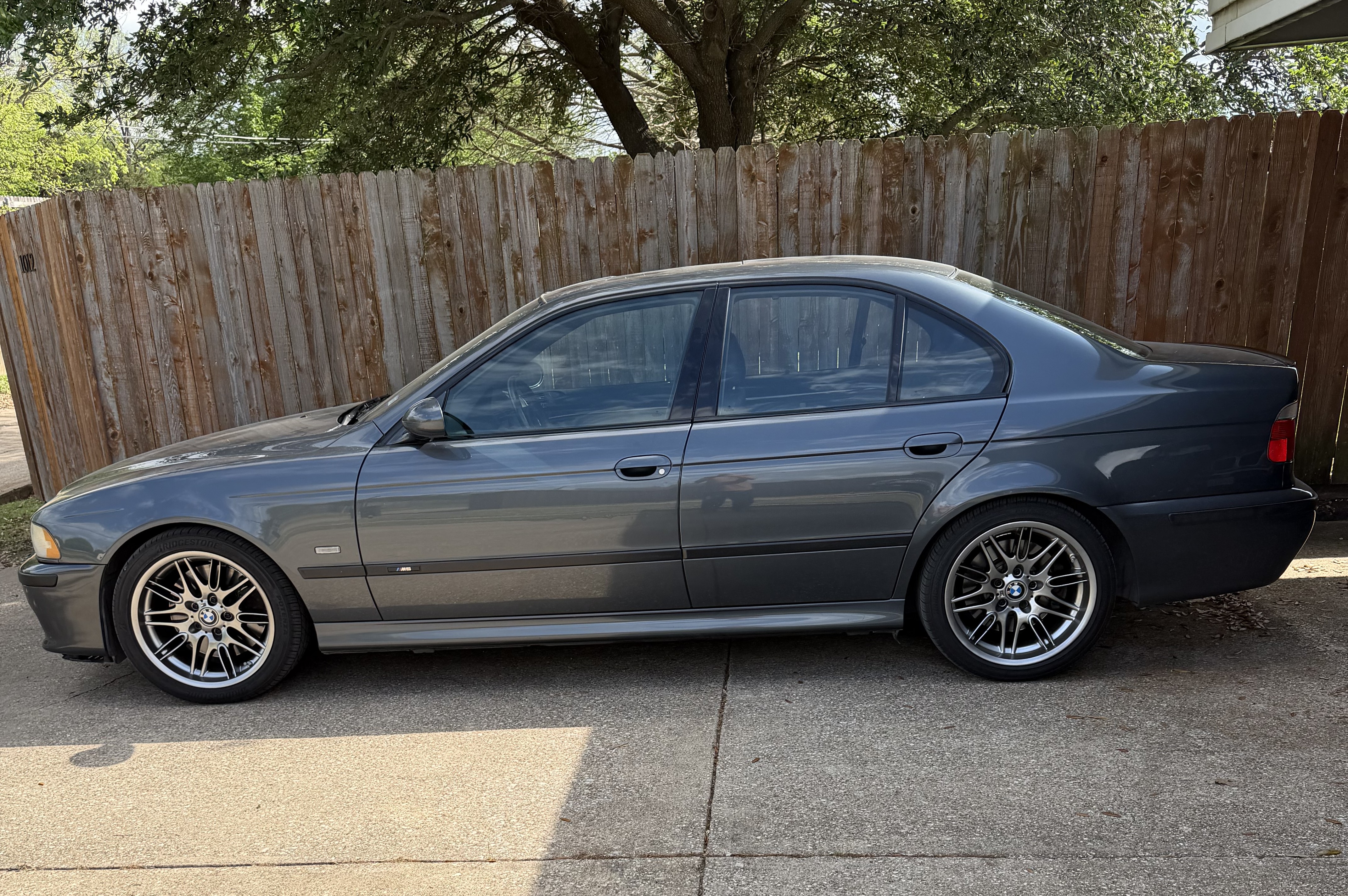 2000 BMW M5
