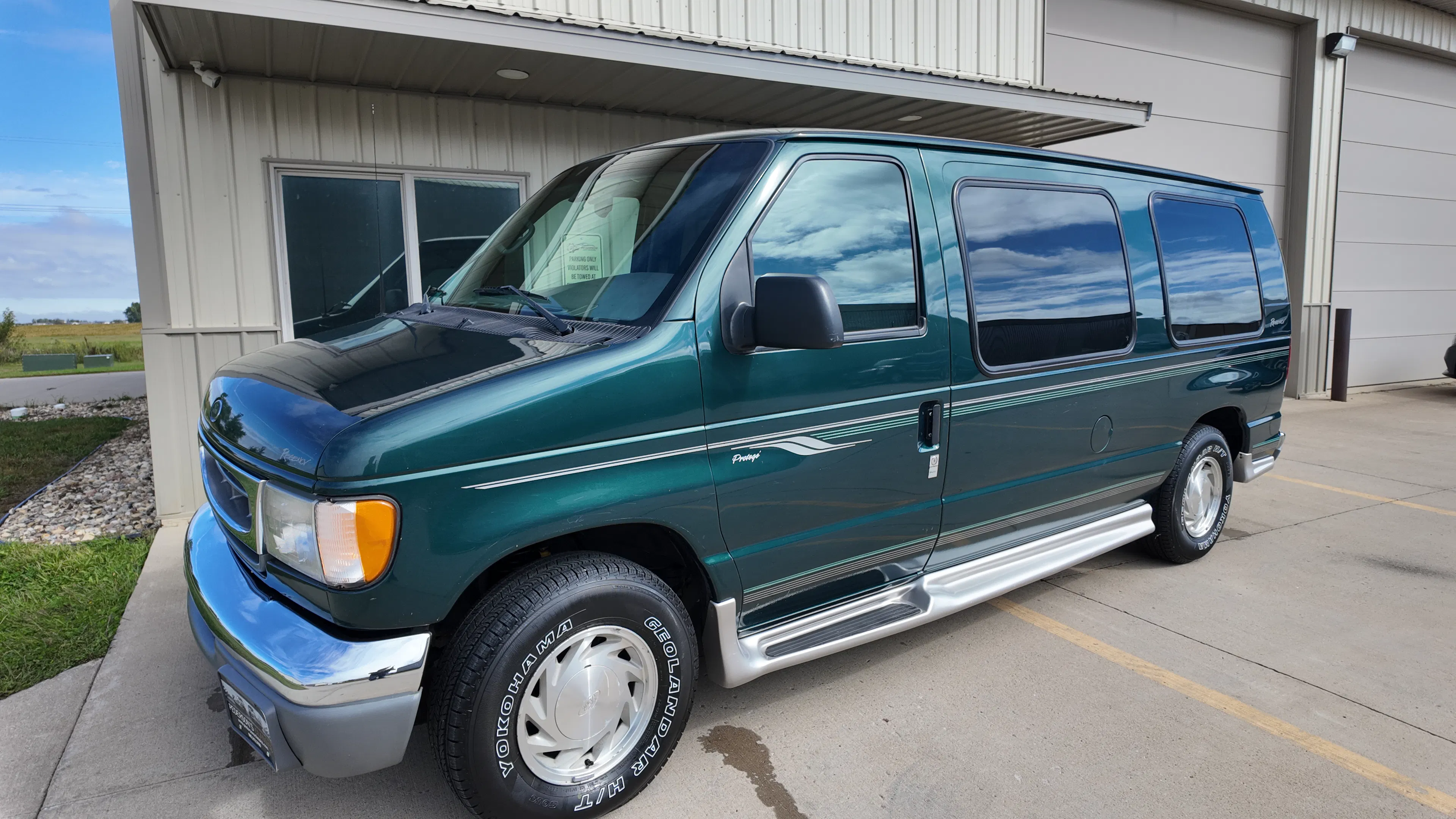 2001 Ford Econoline
