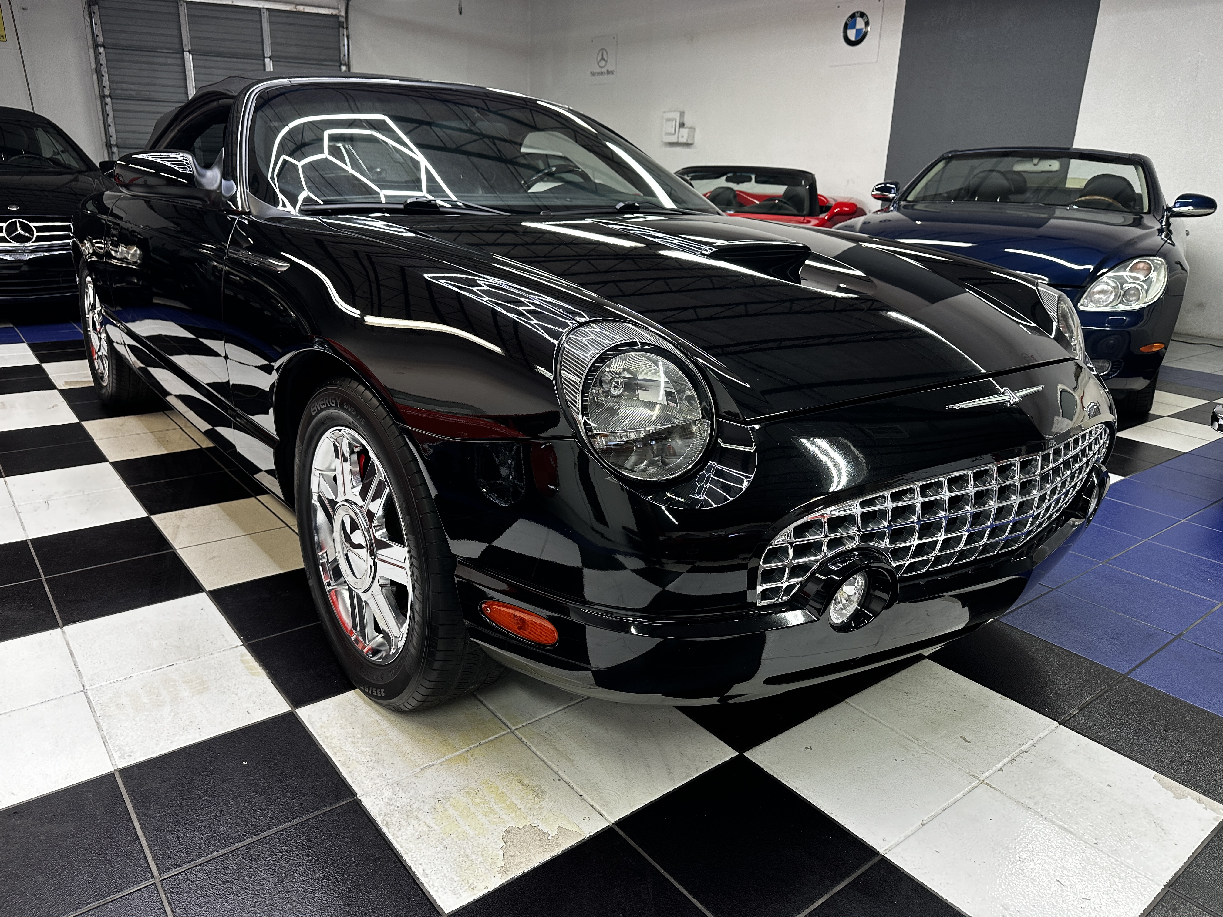 2005 Ford Thunderbird