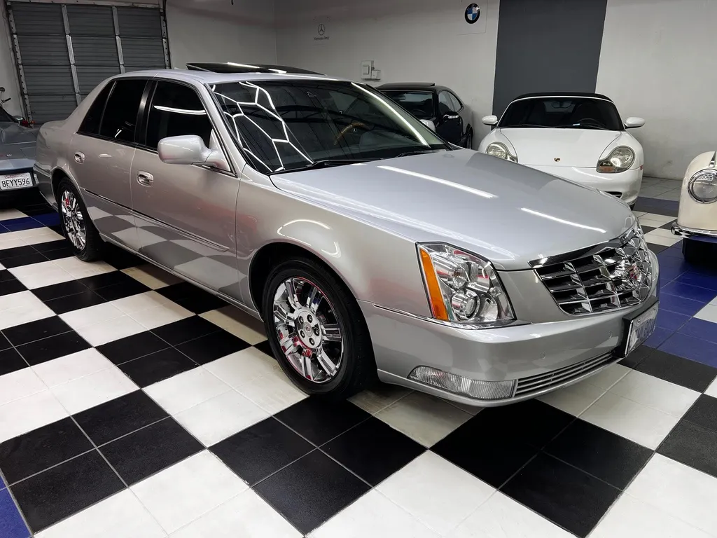 2011 Cadillac DTS