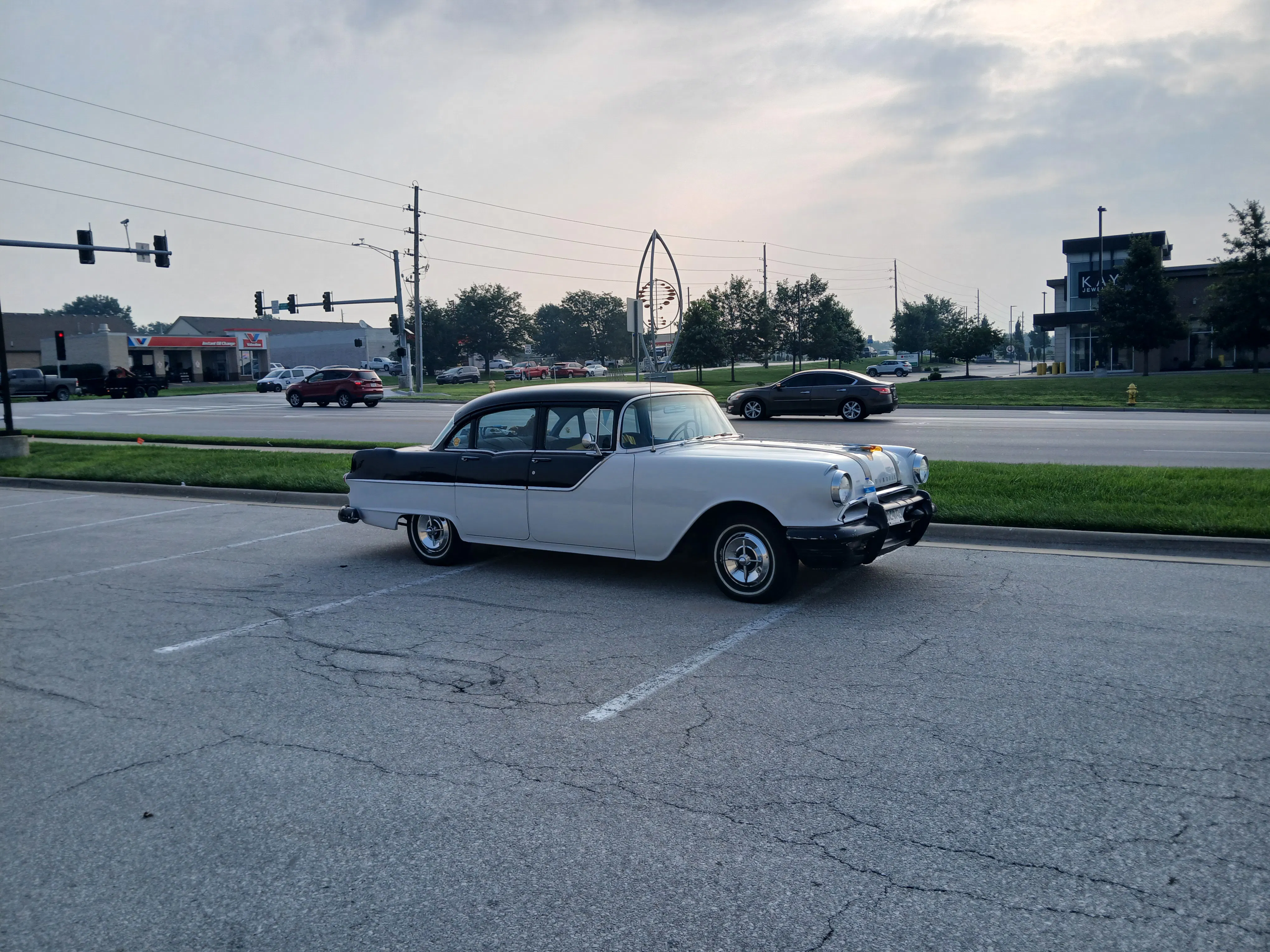 1955 Pontiac Chieftain