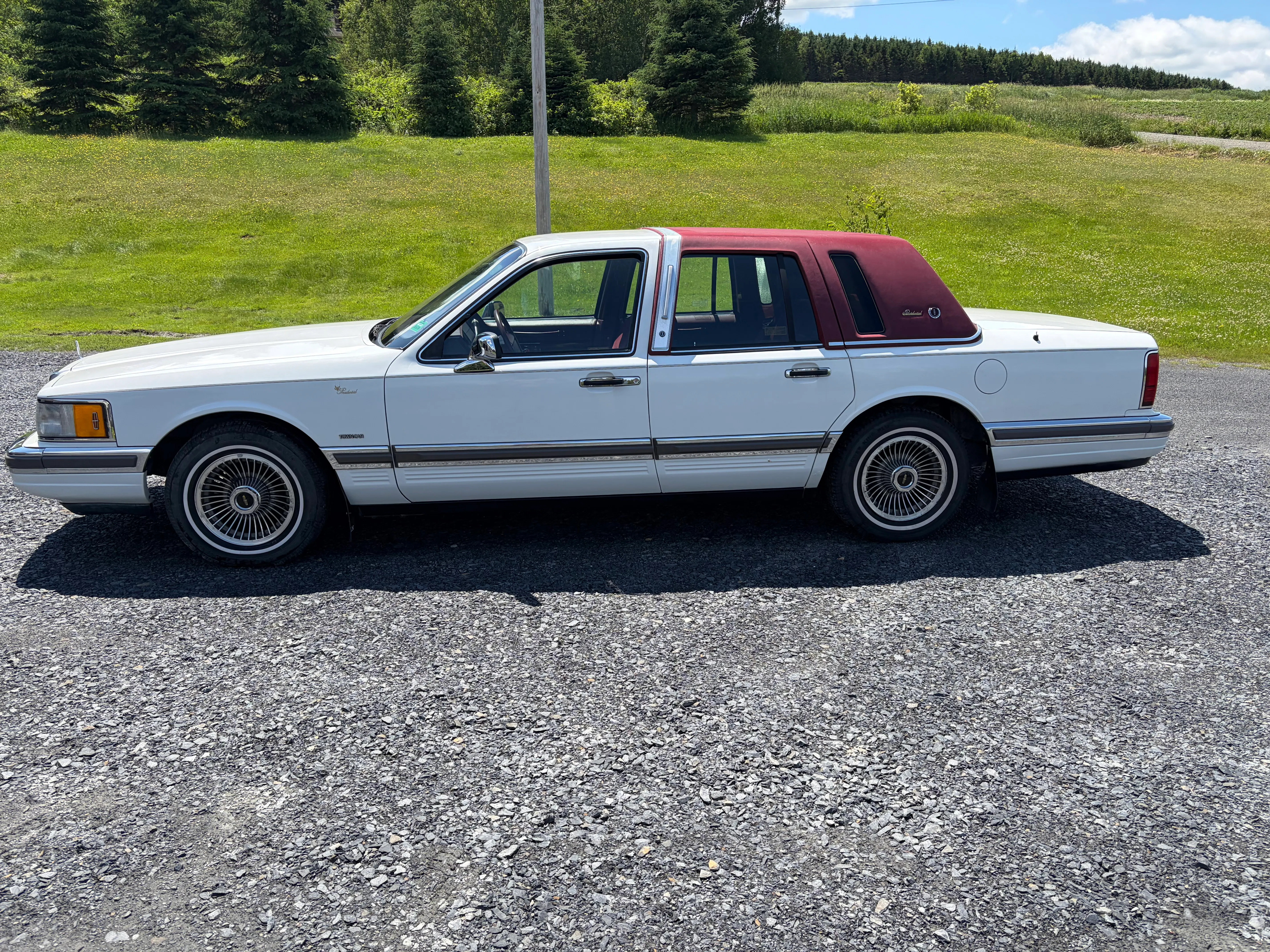 1990 Lincoln Town Car