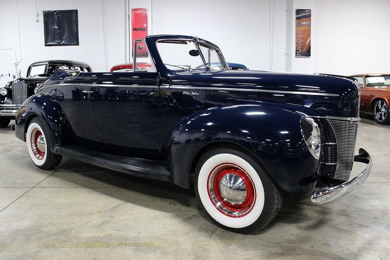 1940 Ford Deluxe