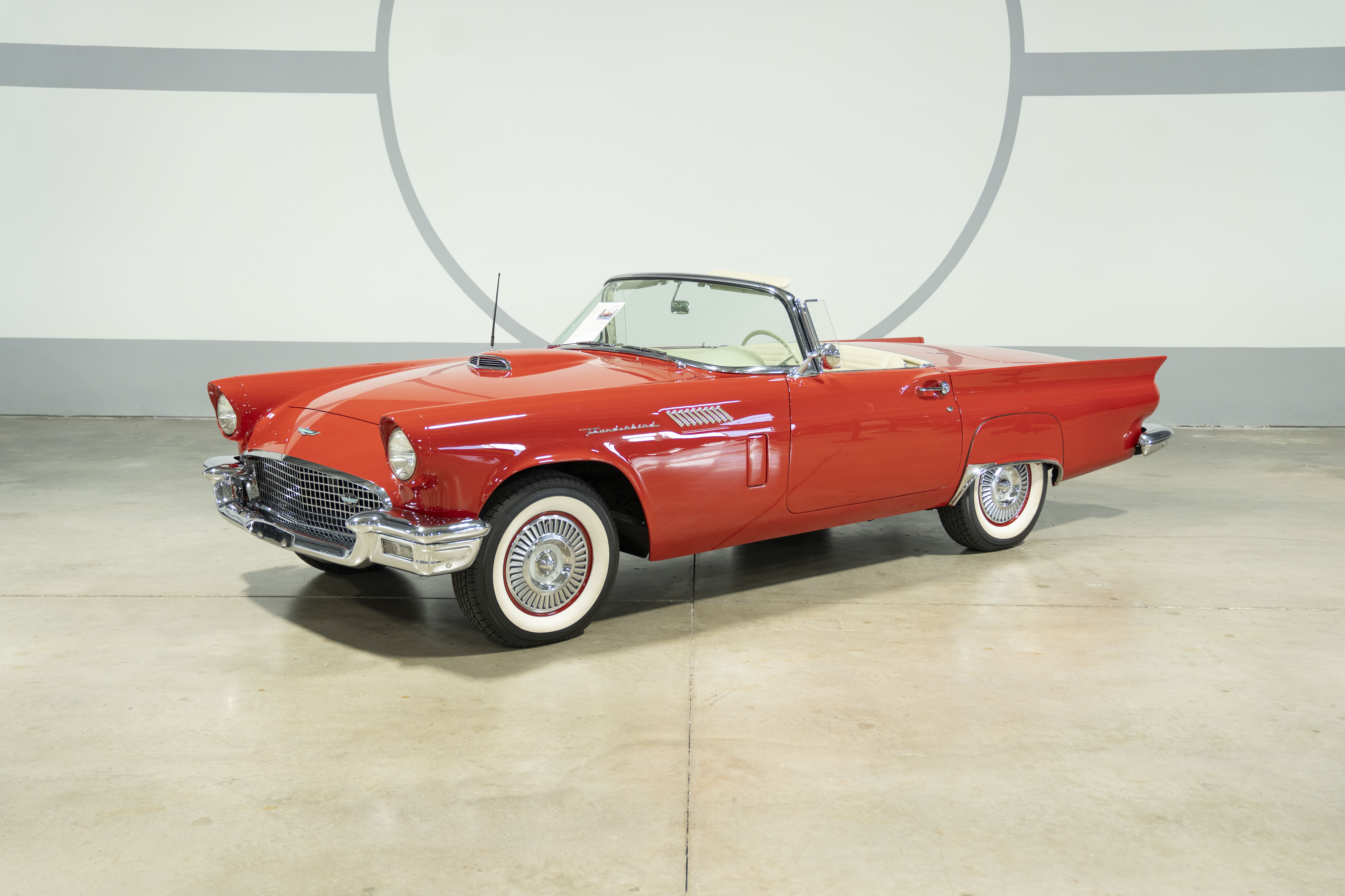 1957 Ford Thunderbird