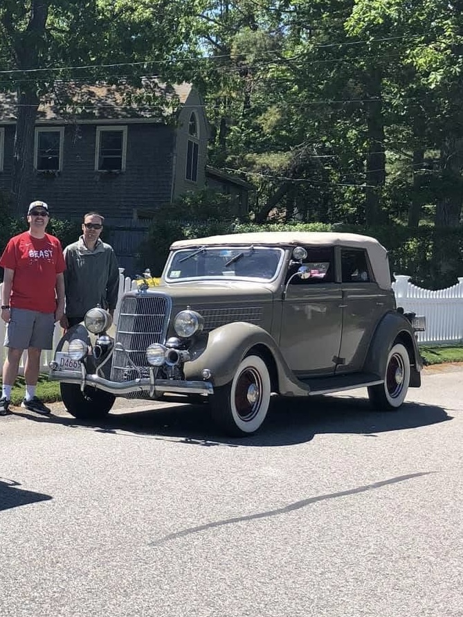 1935 Ford Model 48