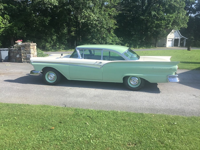1957 Ford Fairlane