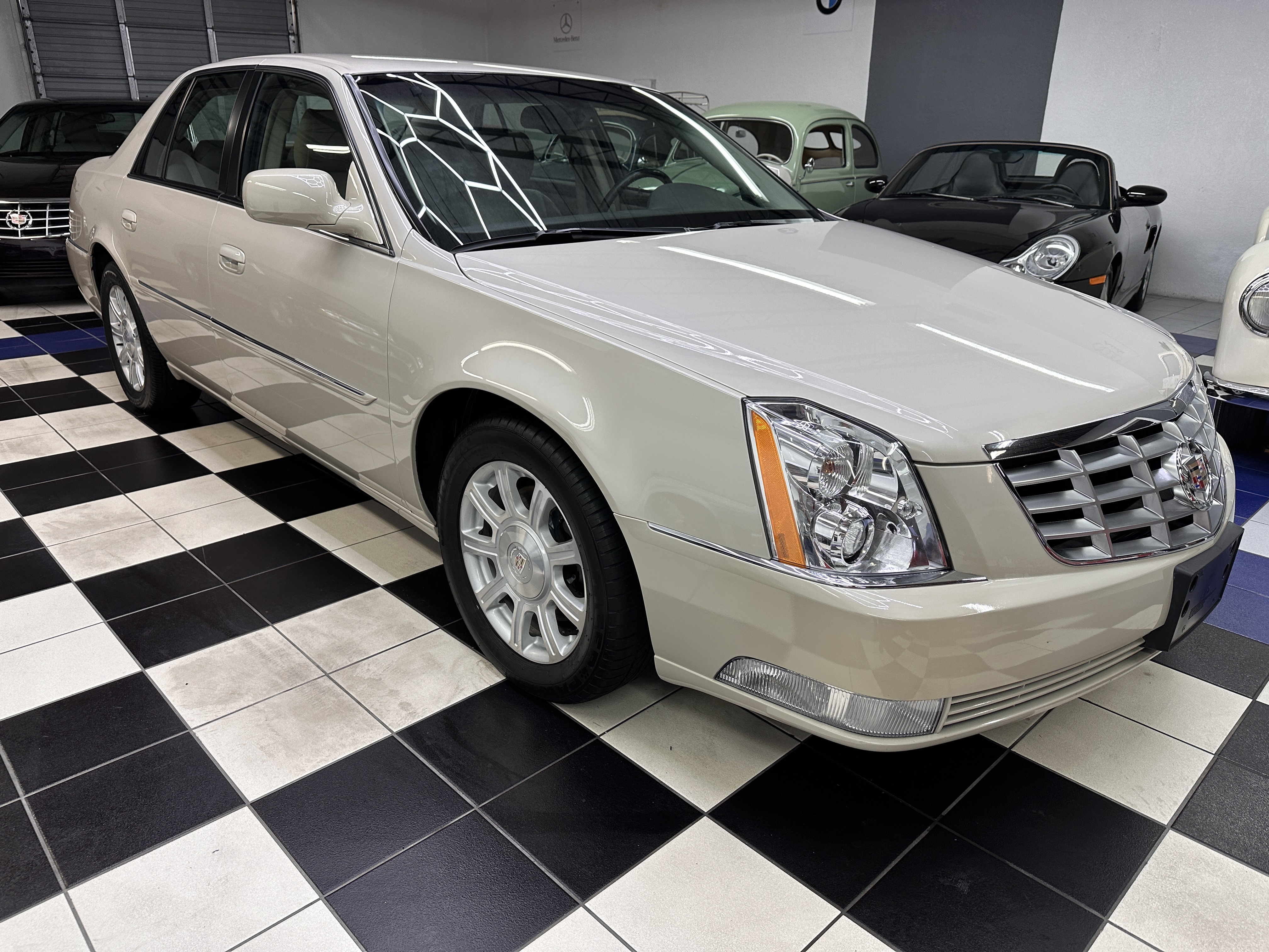 2011 Cadillac DTS