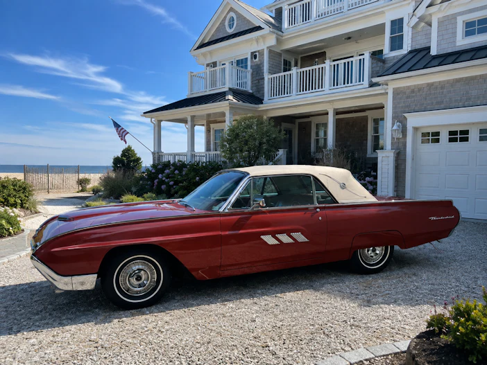 1963 Ford Thunderbird