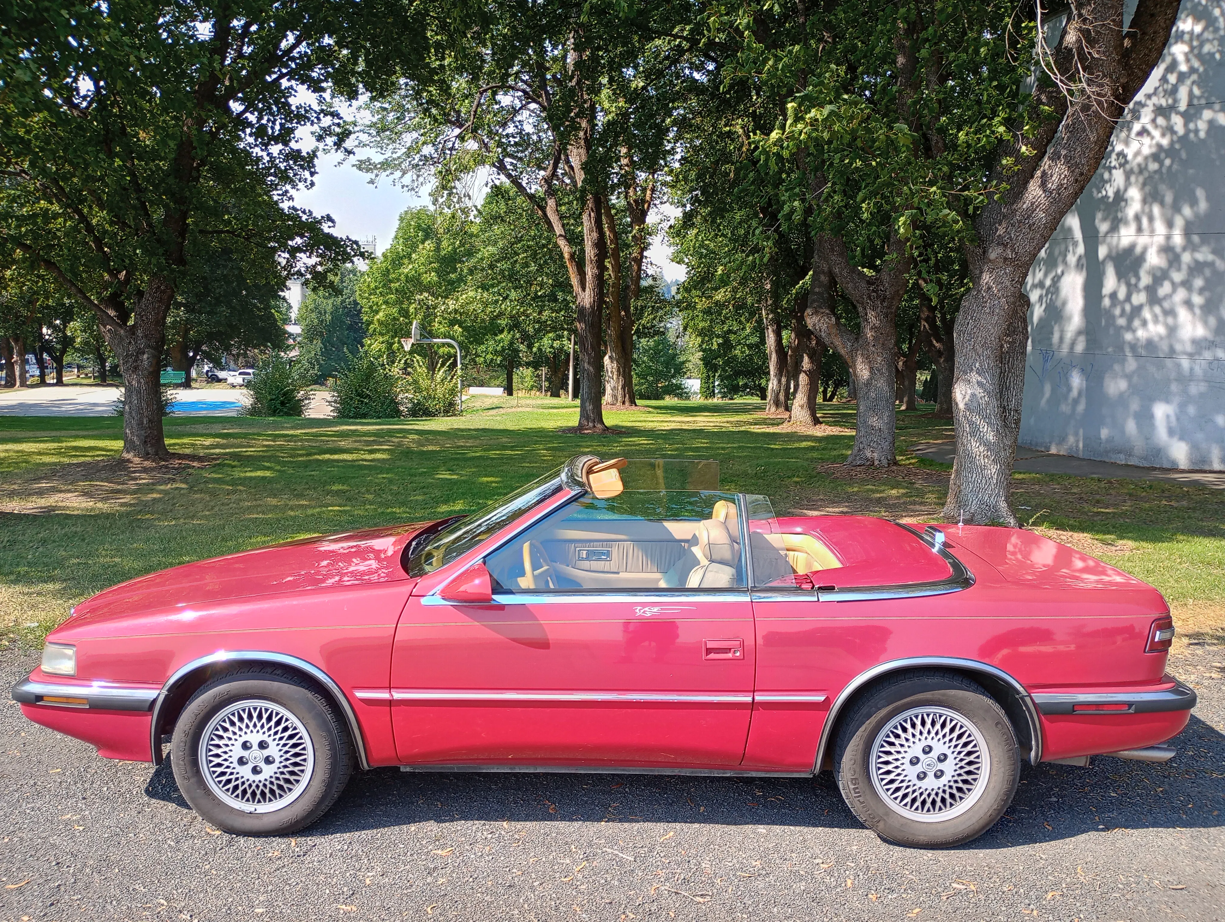 1989 Chrysler TC by Maserati