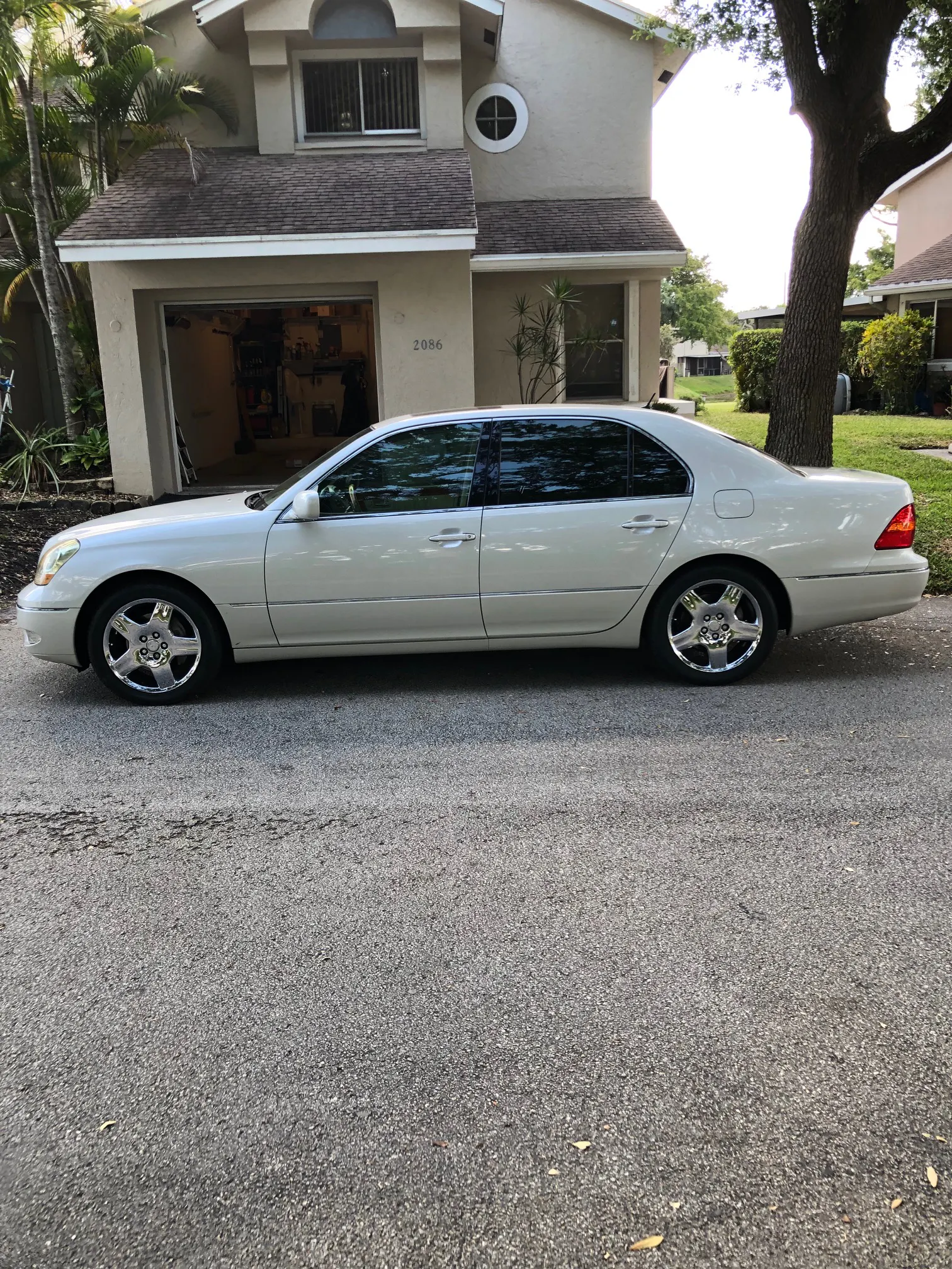 2001 Lexus LS430