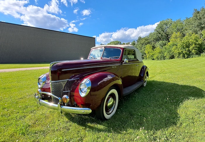 1940 Ford Deluxe