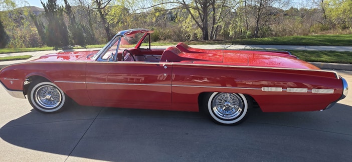 1962 Ford Thunderbird