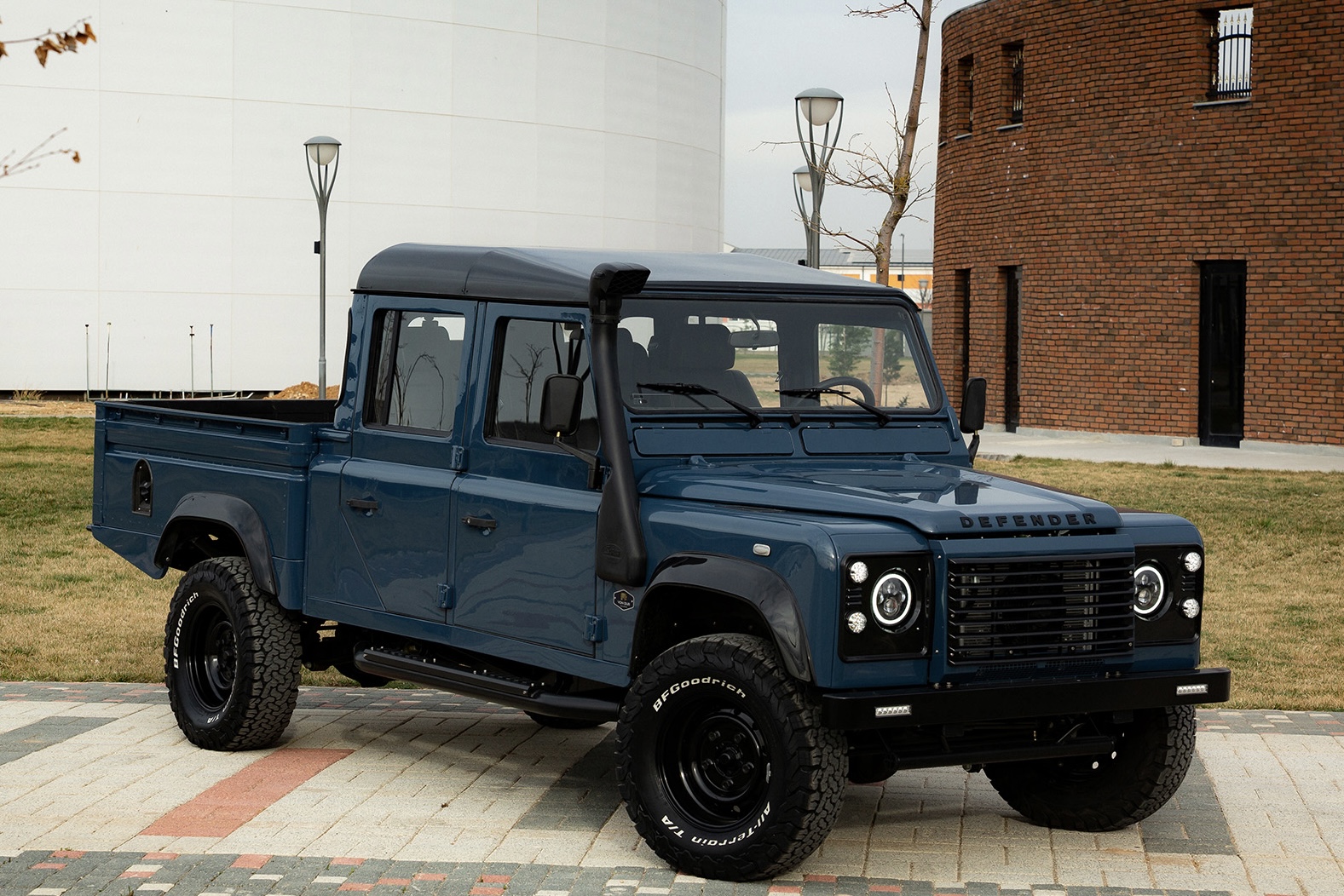 1999 Land Rover Defender 130