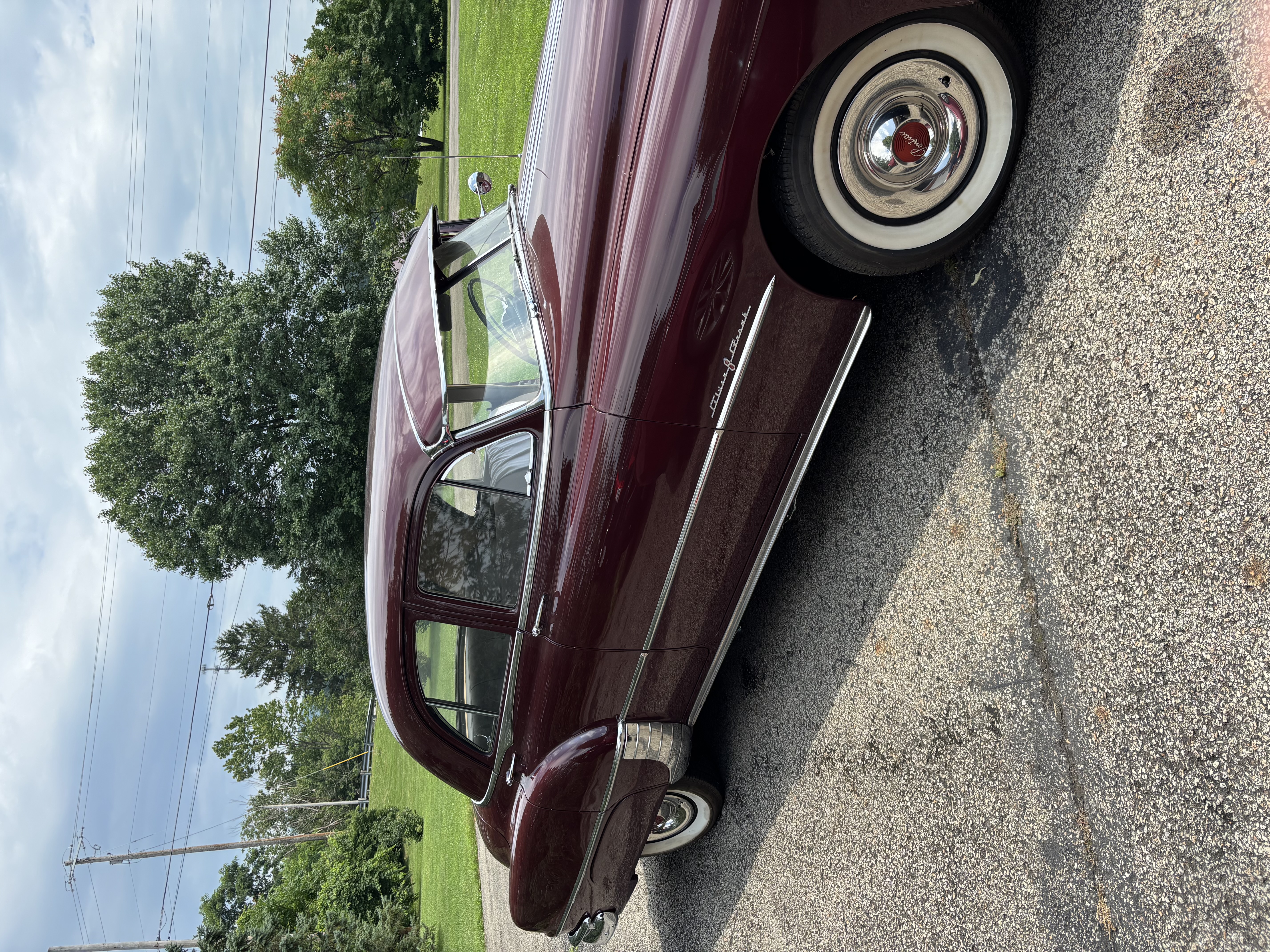 1949 Pontiac Streamliner Deluxe