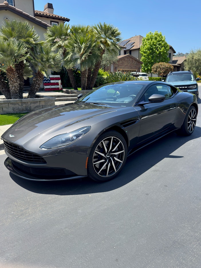2019 Aston Martin DB11