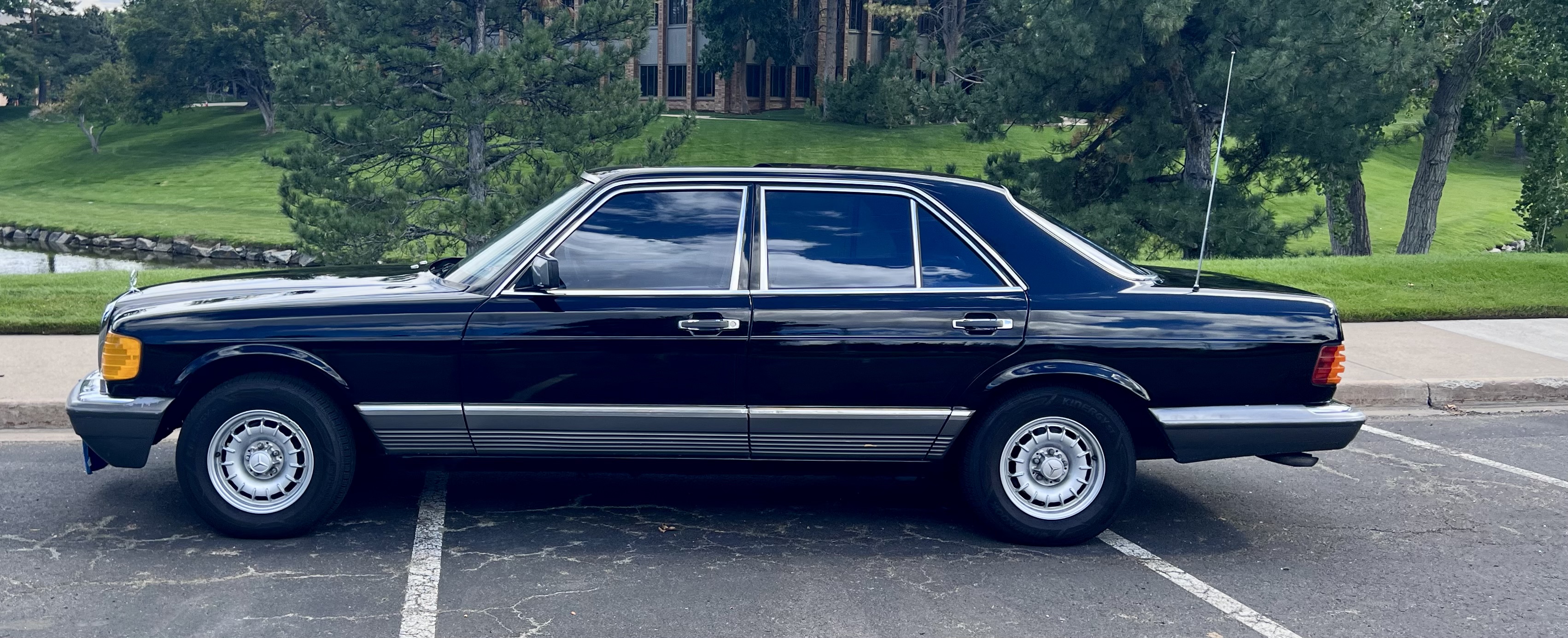 1985 Mercedes-Benz 300SD