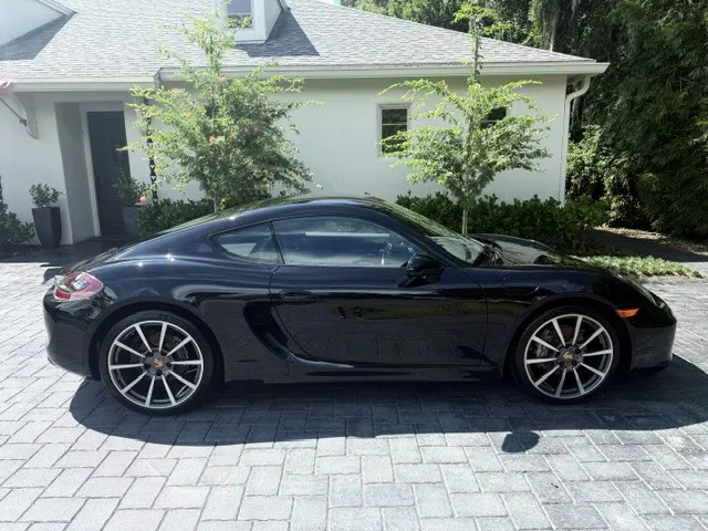2016 Porsche Cayman