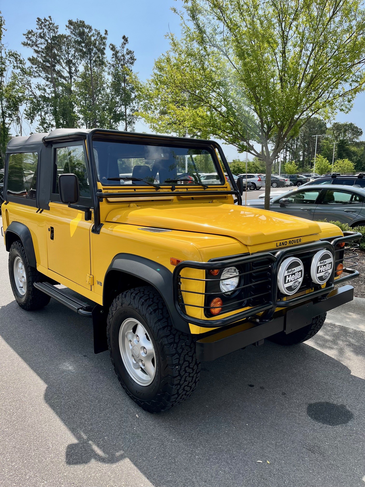1997 Land Rover Defender 90 (Truck)