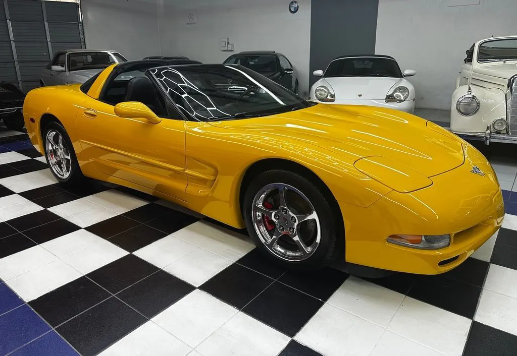 2003 Chevrolet Corvette