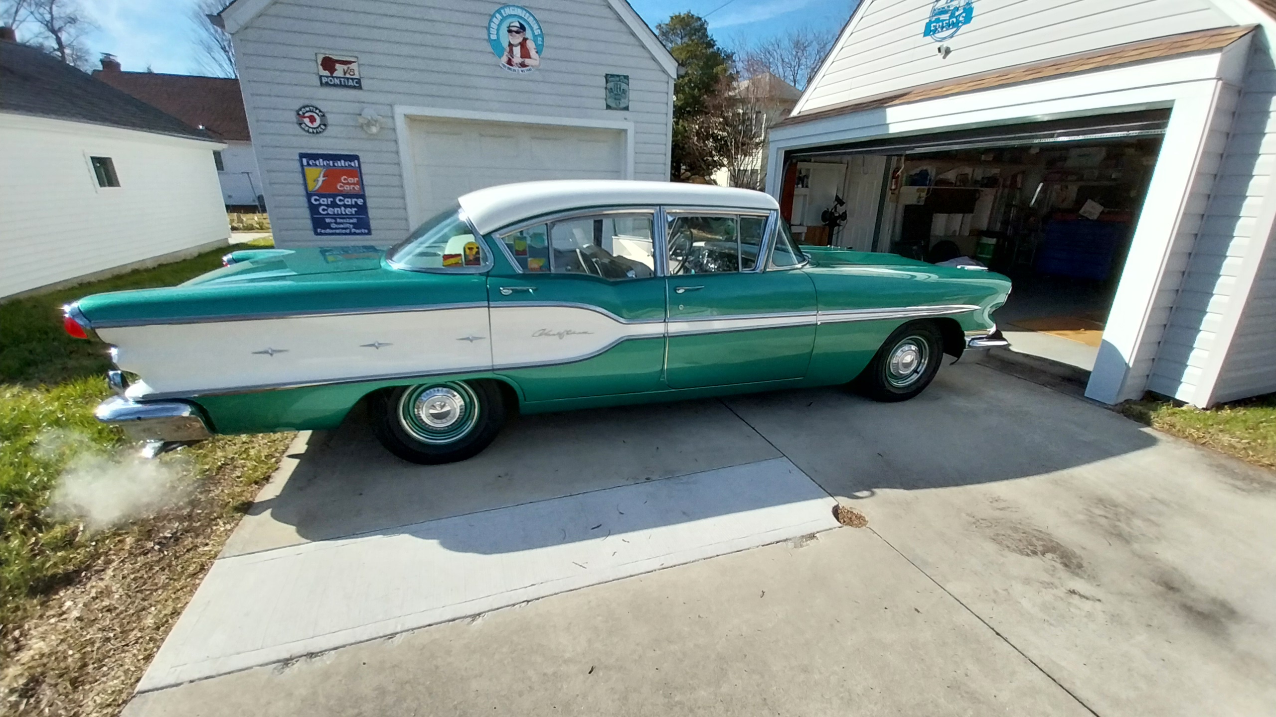 1958 Pontiac Chieftain