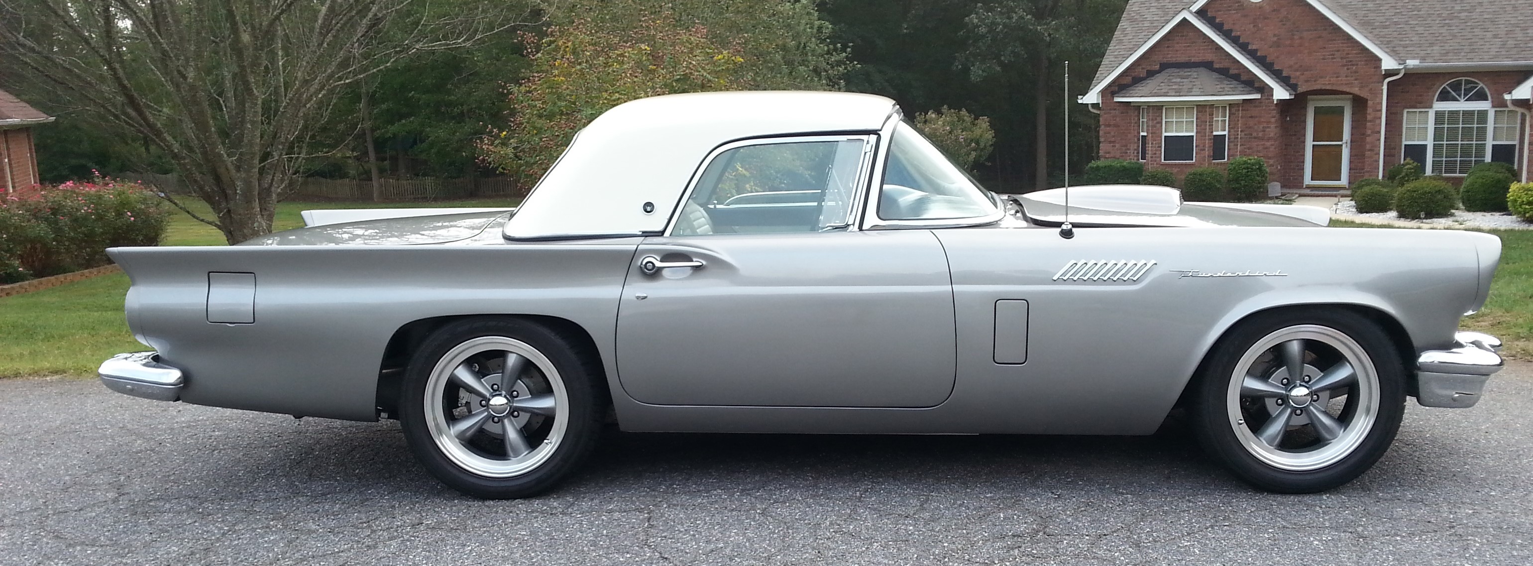 1957 Ford Thunderbird Base