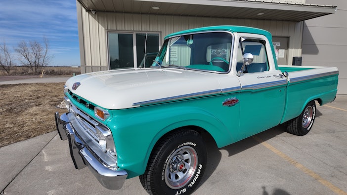 1966 Ford F-100