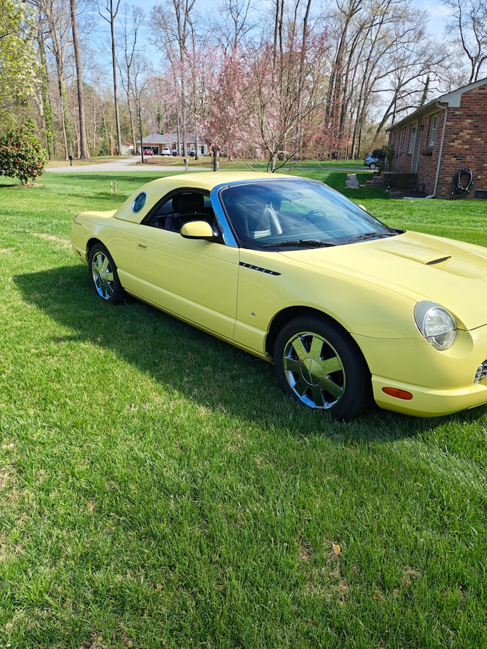 2002 Ford Thunderbird