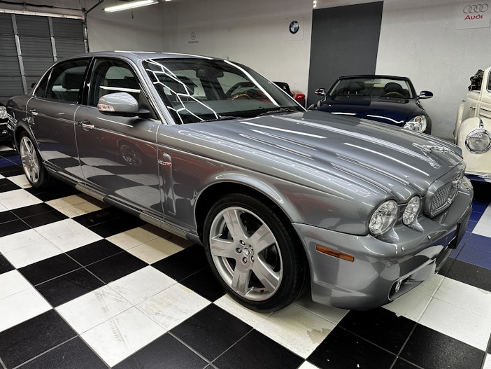 2008 Jaguar XJ8
